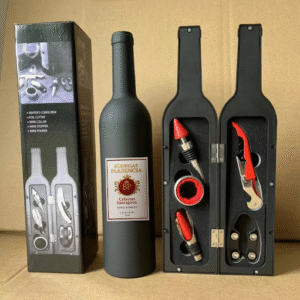 Wine accessories gift set